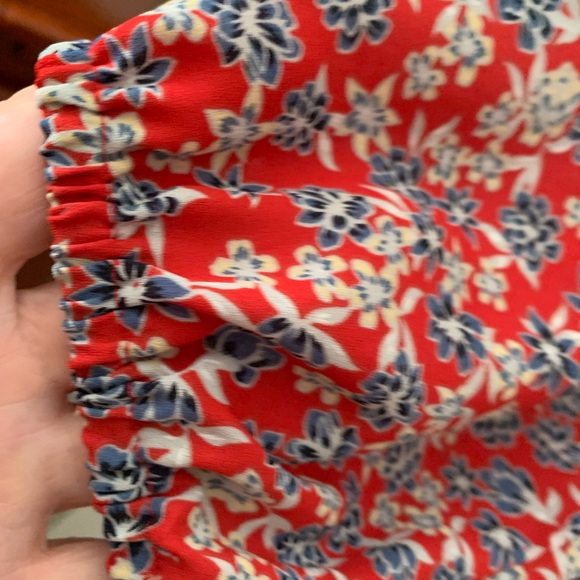 Designer Pullover Blouse - Picture 9 of 10